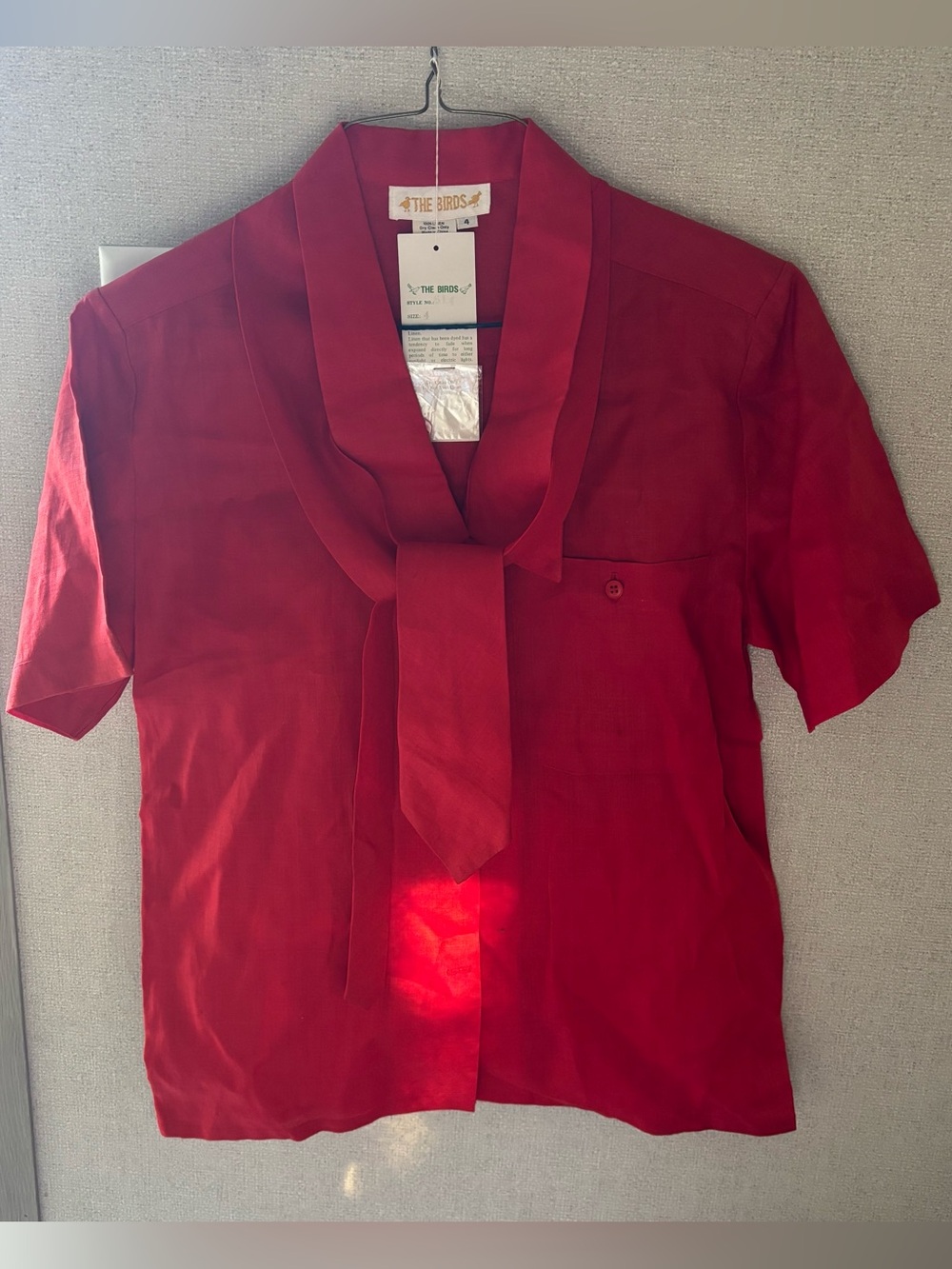 Vintage “The Birds” 100% linen shirt